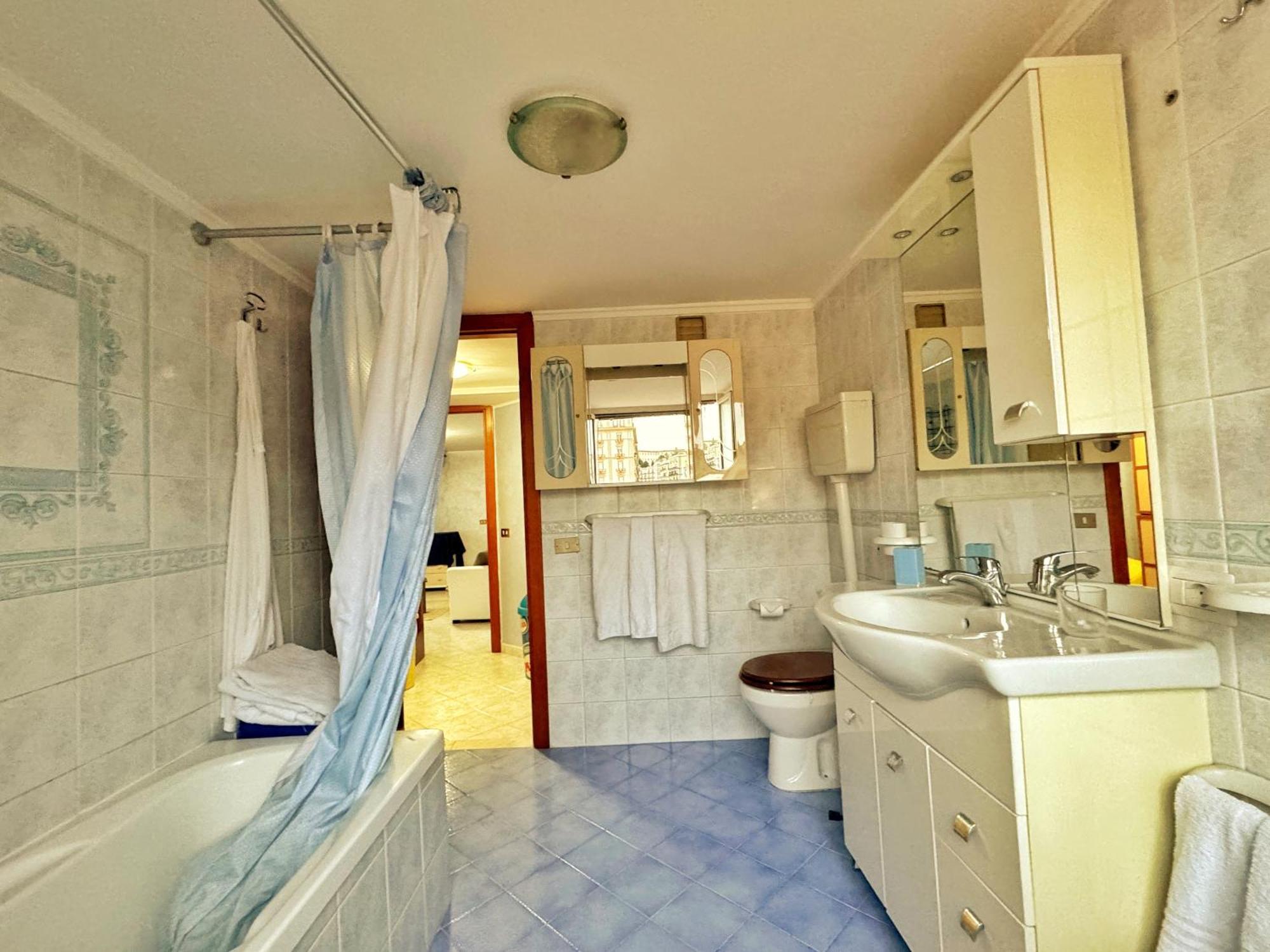 Laura House Apartment เนเปิลส์ ภายนอก รูปภาพ