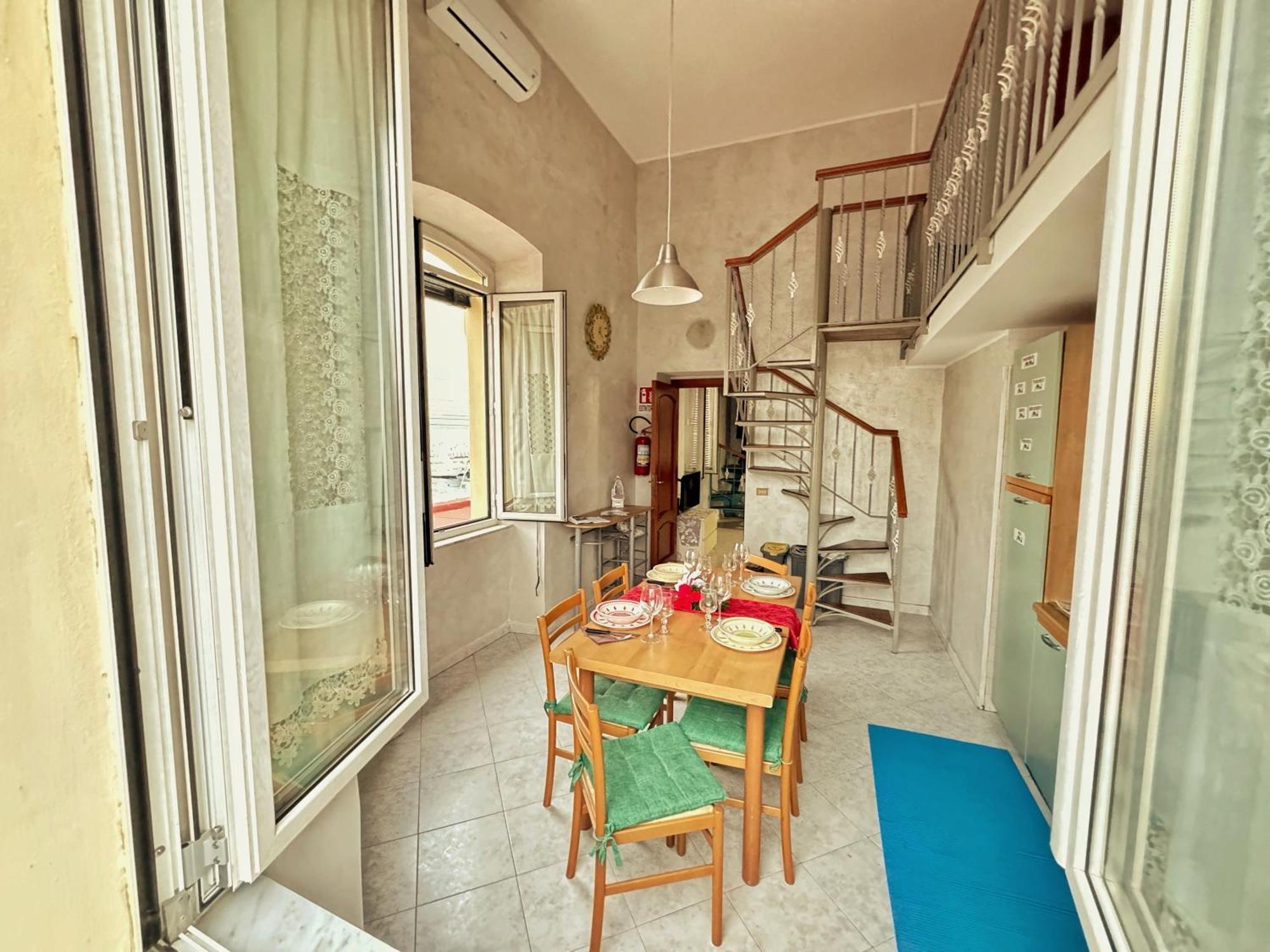 Laura House Apartment เนเปิลส์ ภายนอก รูปภาพ
