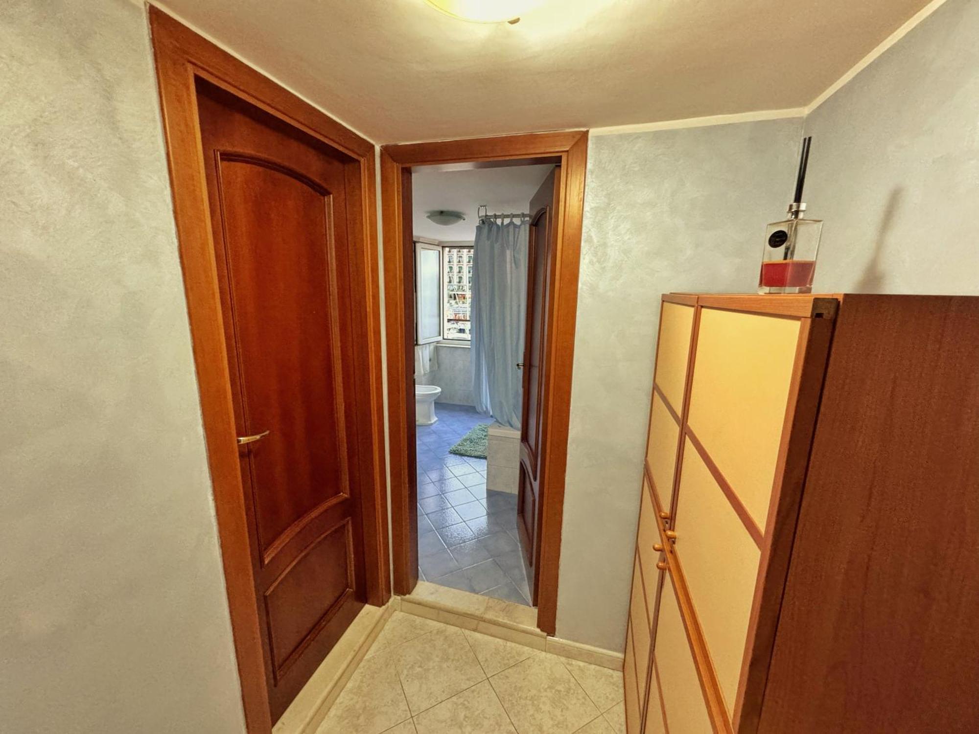 Laura House Apartment เนเปิลส์ ภายนอก รูปภาพ