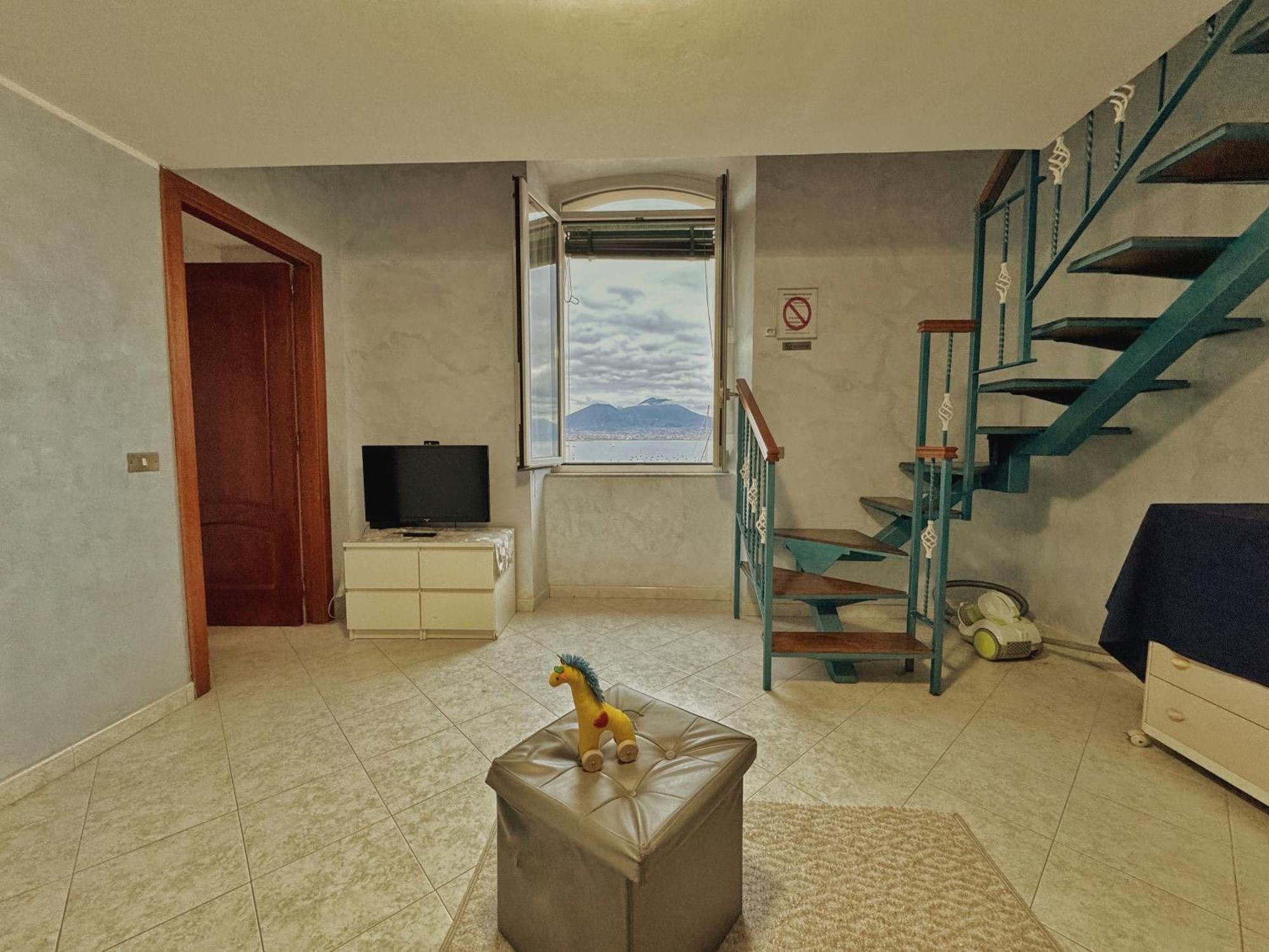 Laura House Apartment เนเปิลส์ ภายนอก รูปภาพ