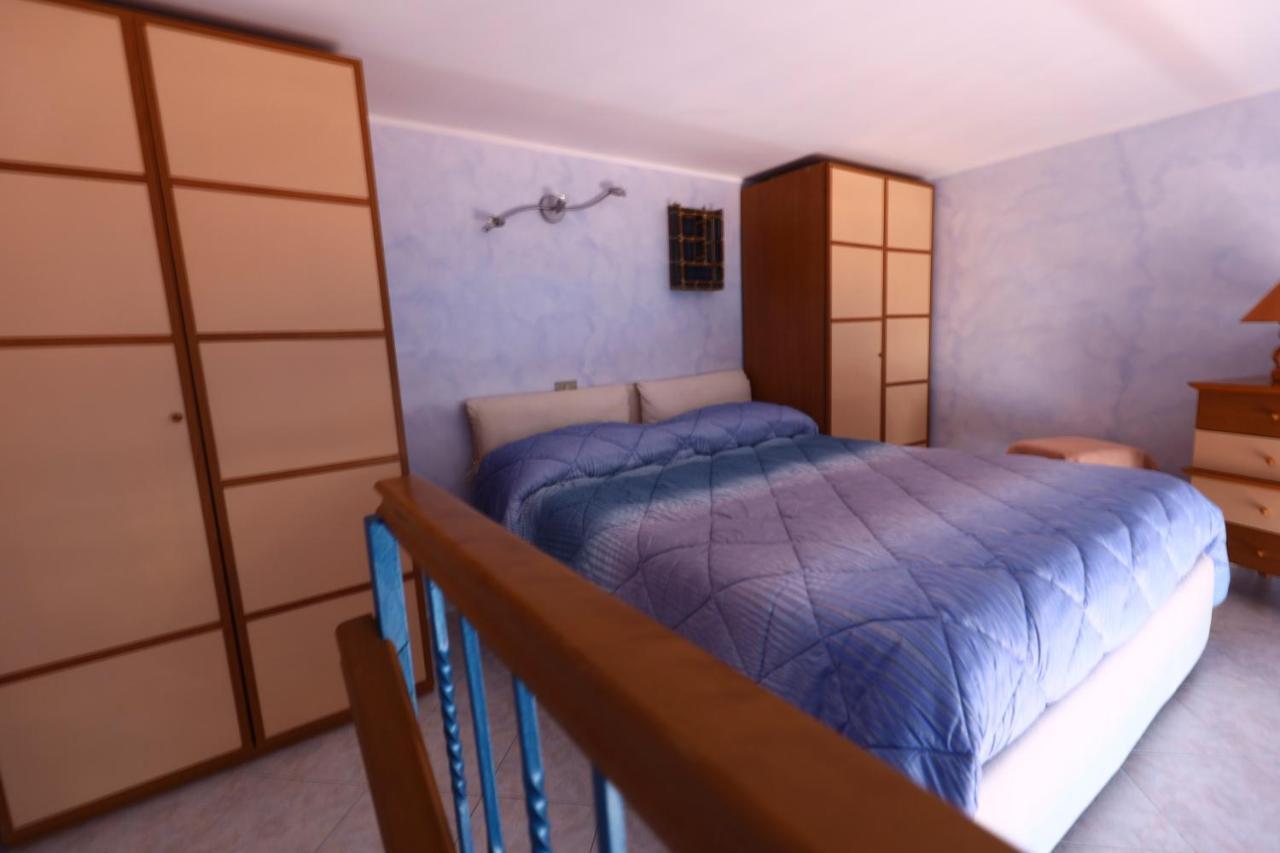 Laura House Apartment เนเปิลส์ ภายนอก รูปภาพ
