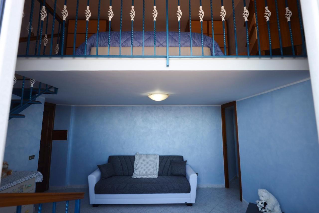 Laura House Apartment เนเปิลส์ ภายนอก รูปภาพ